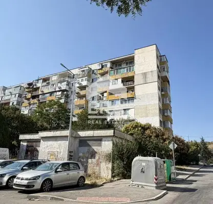Снимка 3 — Двустаен апартамент с тераса в Кайсиева градина, Варна