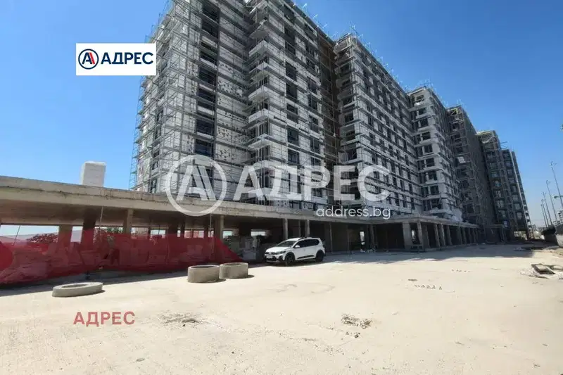 Двустаен апартамент с тераса в Кайсиева градина, Варна