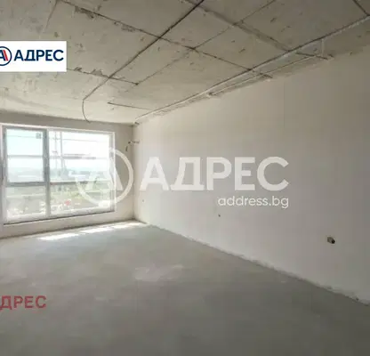 Снимка 2 — Двустаен апартамент с тераса в Кайсиева градина, Варна