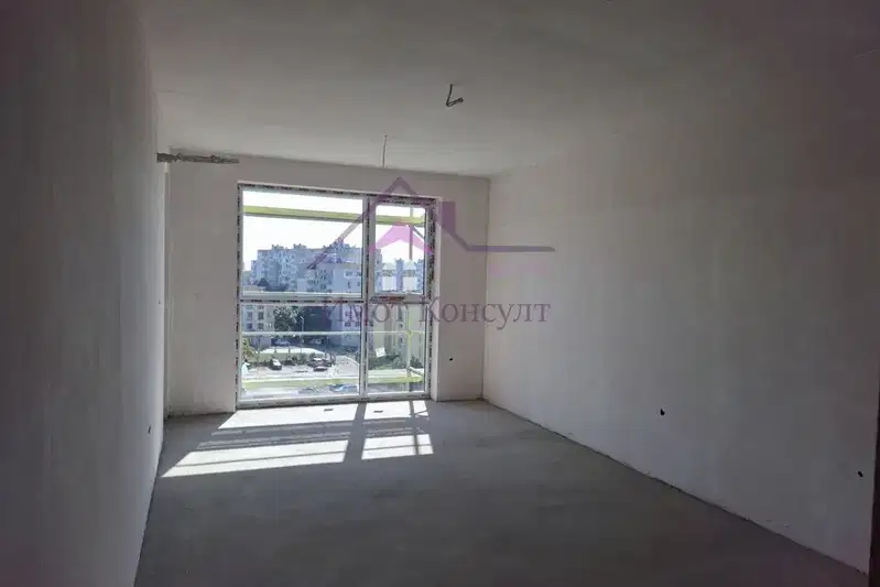 Two-room apartment in Kaisieva gradina, Varna with elevator