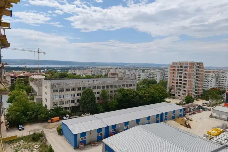 Тристаен апартамент в Кайсиева градина с паркинг