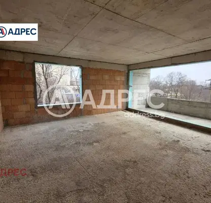 Снимка 4 — Тристаен апартамент с тераса в Кайсиева градина, Варна