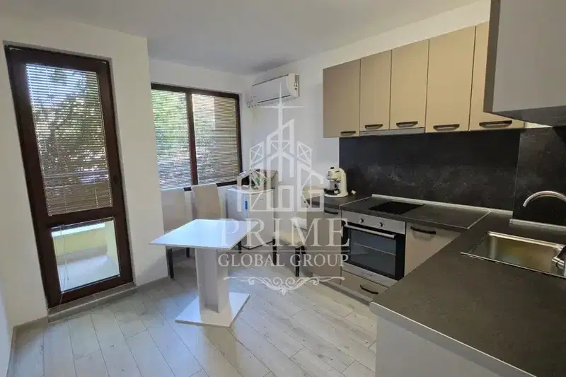 Two-room apartment at Kolhozen pazar in Varna with air conditioning