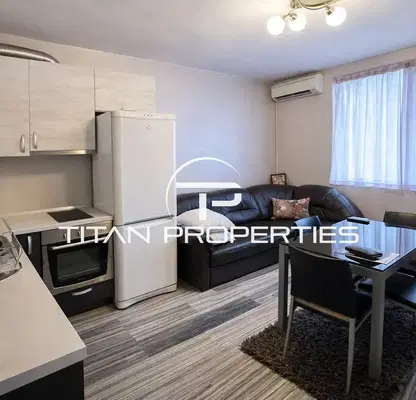 Photo 3 — Two-room apartment with terrace in Kolhozen pazar, Varna