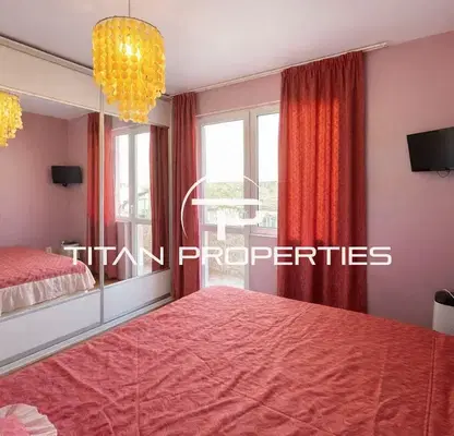 Photo 5 — Two-room apartment with terrace in Kolhozen pazar, Varna