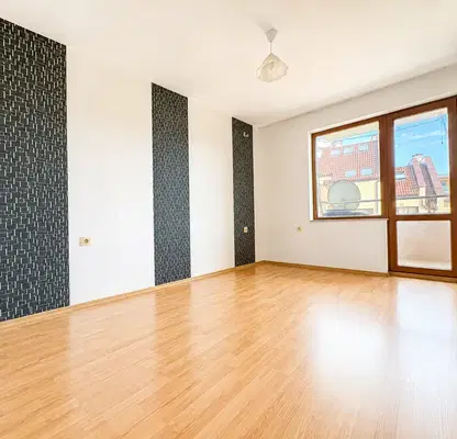 Photo 3 — Two-room apartment in Konfuto, Varna with southeast aspect