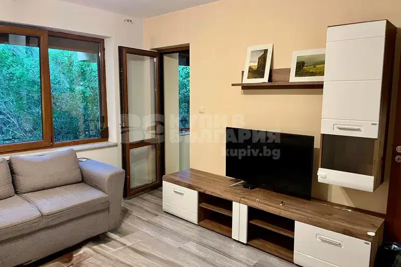 Two-room apartment with terrace in Konfuto, Varna