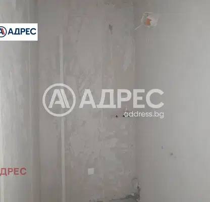 Снимка 5 — Двустаен апартамент с тераса в Левски 1, Варна
