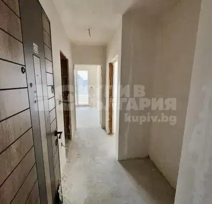 Снимка 2 — Двустаен апартамент с южно изложение в Левски 1, Варна