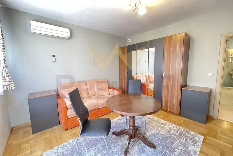 3-bedroom apartment in Varna, Levski 1