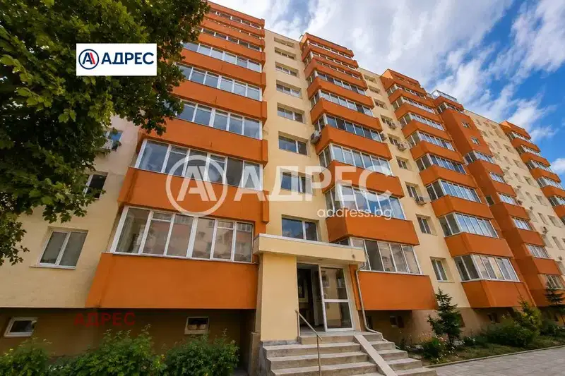 Spacious 3-room apartment with two terraces in Levski 1, Varna