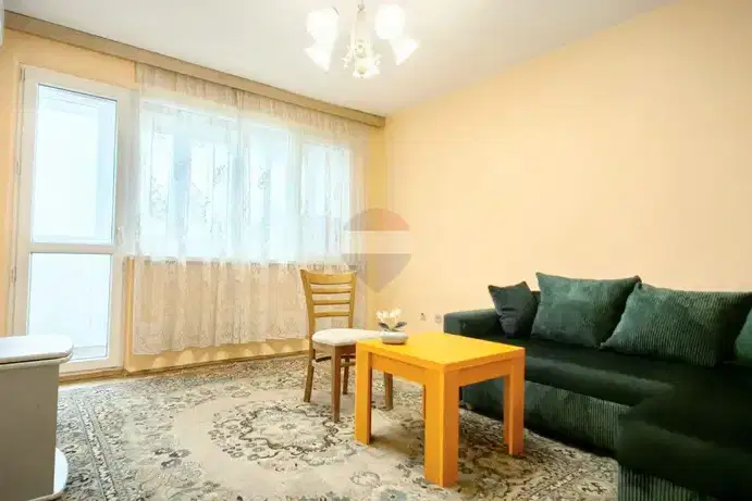 Двустаен апартамент с две тераси в Левски 1, Варна