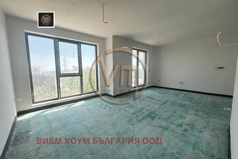 Three-room apartment with terrace in Levski 2, Varna