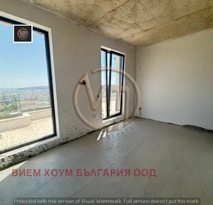 Photo 4 — Three-room apartment with panoramic terrace in Levski 2, Varna
