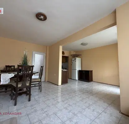 Photo 3 — Three-room apartment with terrace in Lyatno Kino Trakiya, Varna