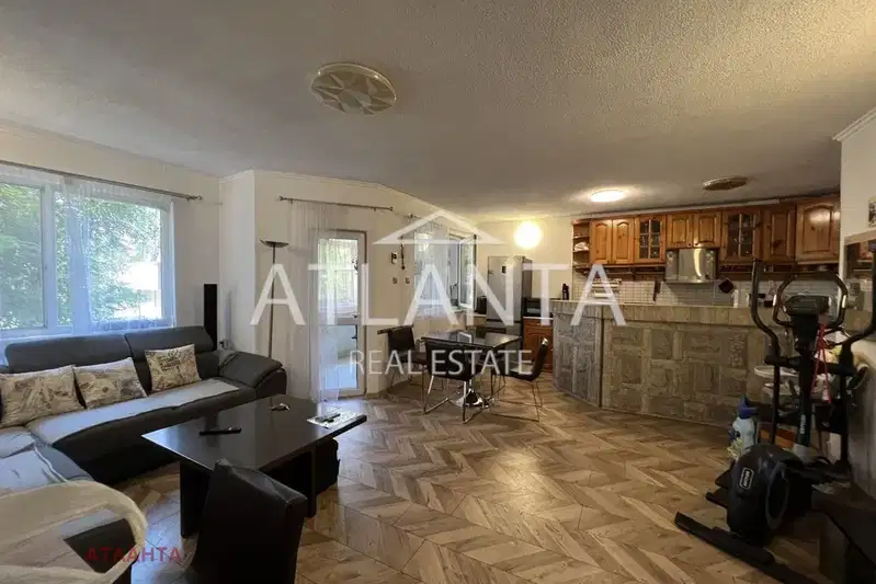 4-bedroom apartment in Varna, Lyatno Kino Trakiya
