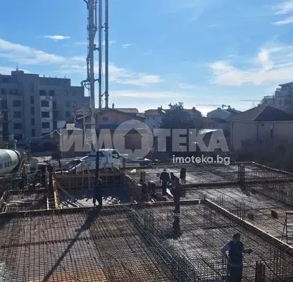 Photo 2 — Three-room apartment with sea view in m-t Alen mak, Varna