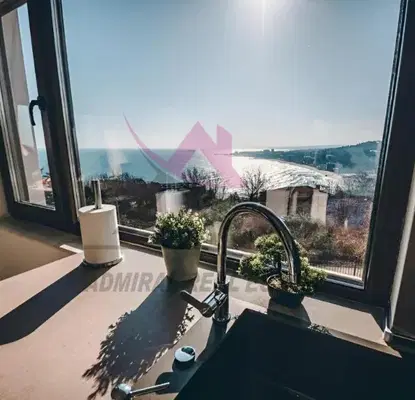 Photo 5 — Three-room apartment with sea view in m-t Alen mak, Varna