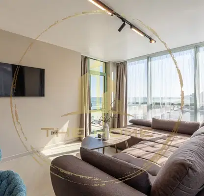 Photo 4 — Two-room apartment with parking space in m-t Alen mak, Varna