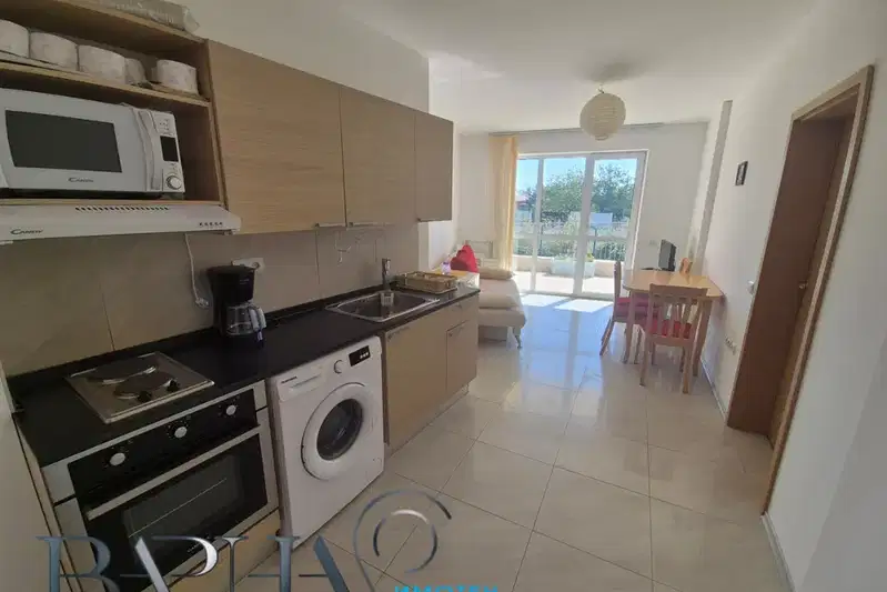 Two-room apartment in m-t Alen mak with terrace and parking