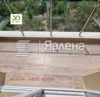 Снимка 3 — Двустаен апартамент с тераса и панорама в м-т Пчелина, Варна