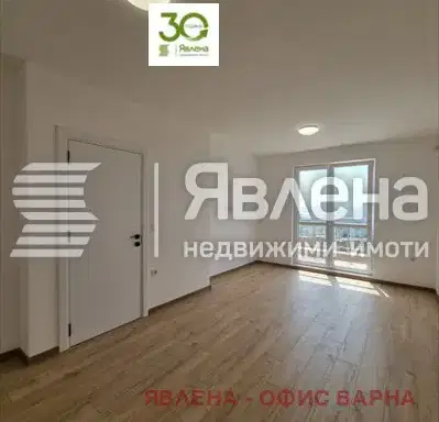 Снимка 4 — Двустаен апартамент с тераса и панорама в м-т Пчелина, Варна