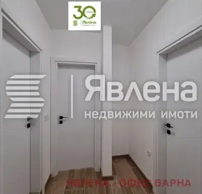 Снимка 5 — Двустаен апартамент с тераса и панорама в м-т Пчелина, Варна