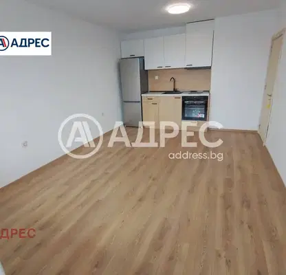 Снимка 2 — Двустаен апартамент с тераса в Младост 1, Варна