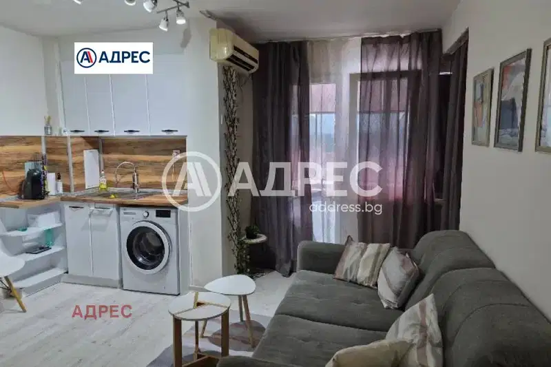 Двустаен апартамент в Младост 1, Варна с тераса