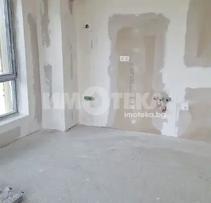 Photo 3 — Two-room apartment with terrace in Mladost 1, Varna