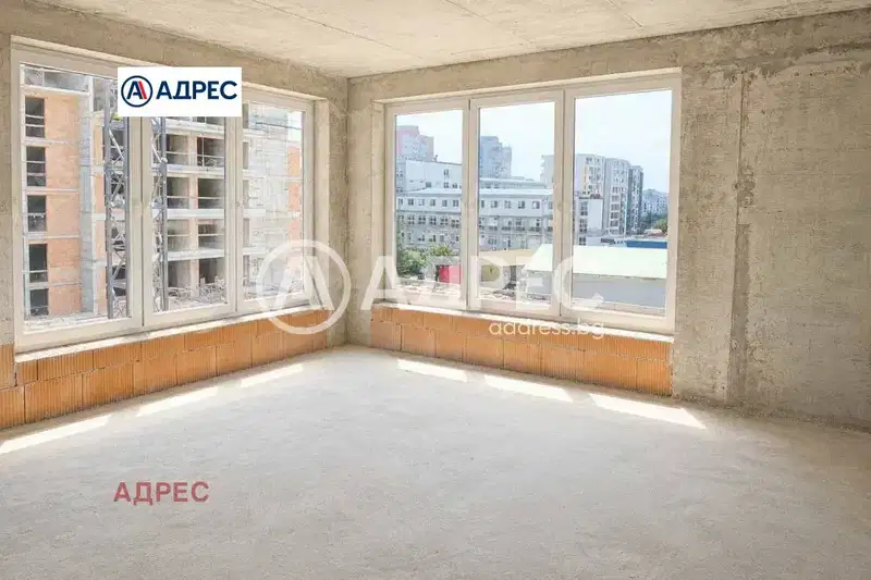 Тристаен апартамент в Младост 1 с тераса и асансьор