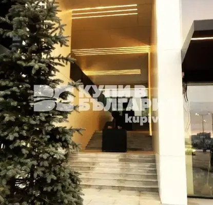 Photo 2 — 3-bedroom apartment in Varna, Mladost 1