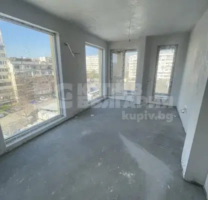 Photo 5 — 3-bedroom apartment in Varna, Mladost 1