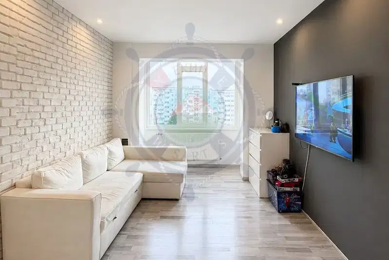 3-bedroom apartment in Varna, Mladost 2