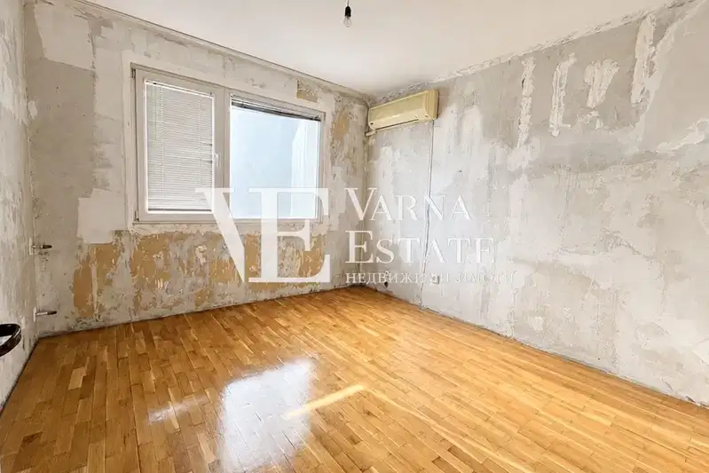 3-bedroom apartment in Varna, Mladost 2