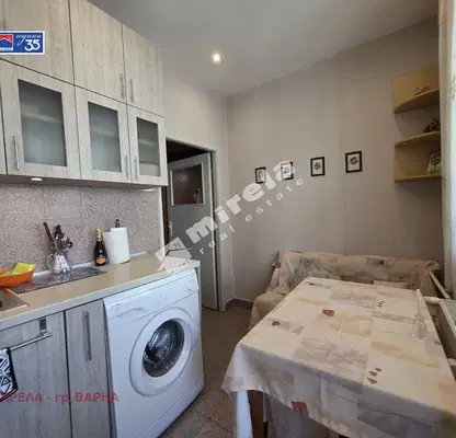 Photo 2 — Three-room apartment with two balconies in Mladost 2, Varna