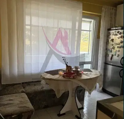 Photo 3 — Three-room apartment with two terraces in Mladost 2, Varna