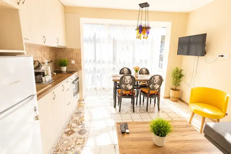 Two-room apartment with terrace near District Hospital in Varna