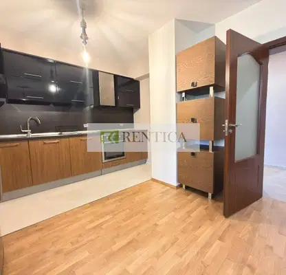 Photo 3 — Three-room apartment with terrace near Dental Faculty in Varna