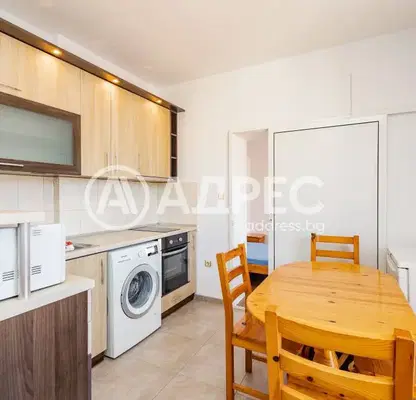Photo 3 — Three-room apartment with terrace in central Varna, Opera