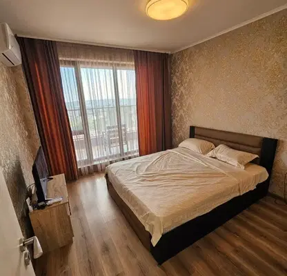 Снимка 3 — Двустаен апартамент с панорамна гледка в кв. Победа, Варна