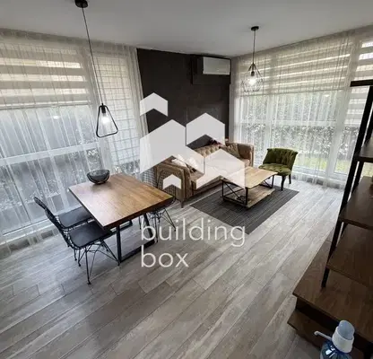 Снимка 3 — Тристаен апартамент с двор в град Варна, Победа