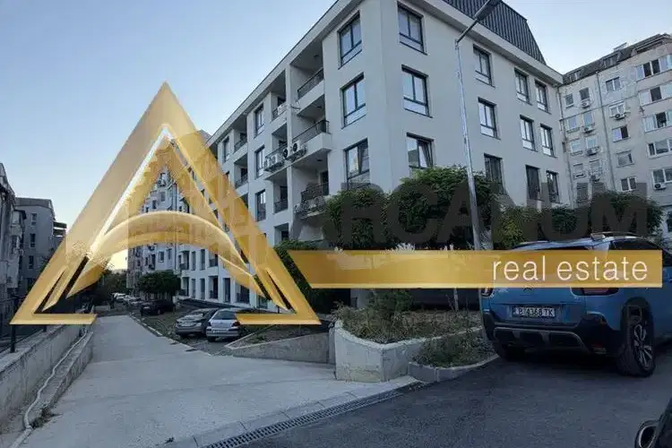 4-bedroom apartment in Varna, Pobeda