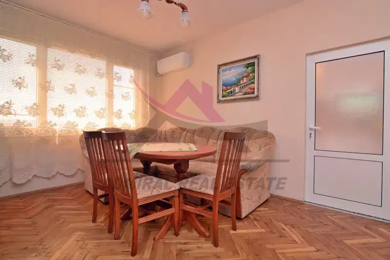 Four-room apartment in Pobeda district, Varna with terrace
