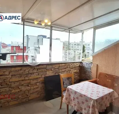 Снимка 3 — Тристаен апартамент на 6-ти етаж в Погреби, Варна