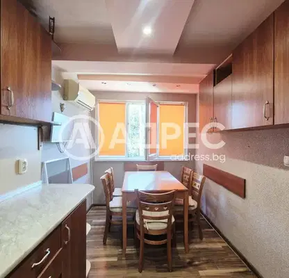 Photo 3 — 3-bedroom apartment in Varna, Pogrebi