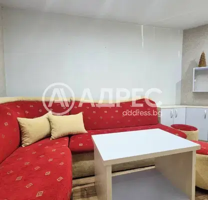 Photo 4 — 3-bedroom apartment in Varna, Pogrebi