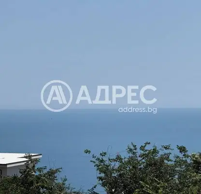 Снимка 5 — Тристаен апартамент с голяма тераса и морска панорама в Свети Никола, Варна