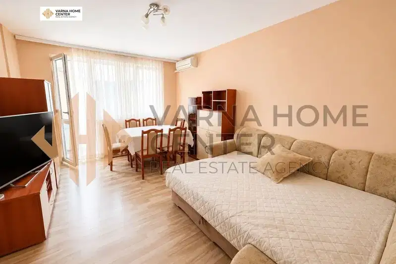2-room apartment in Troshevo with enclosed terrace