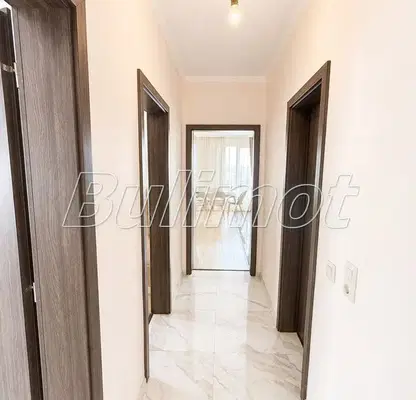 Photo 3 — Three-room apartment with terrace in Troshevo, Varna